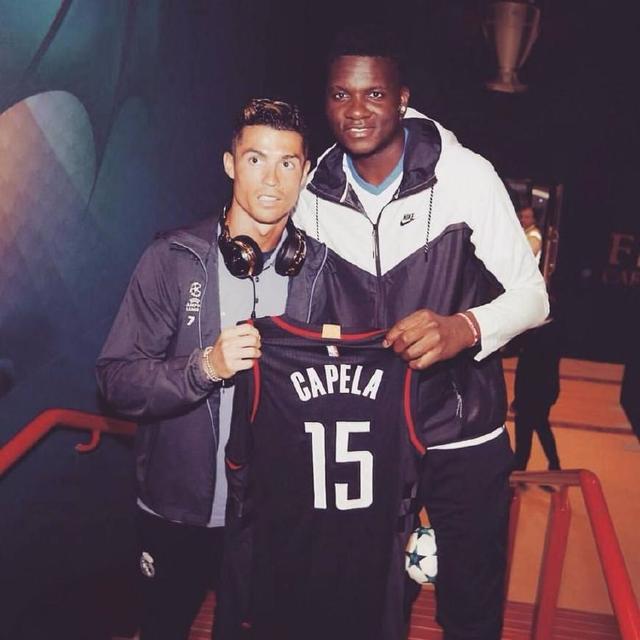 科瓦奇：会经常与吉拉西交流想法，博德闪耀是主打传控的球队（科瓦奇：会与吉拉西保持密切沟通，博德闪耀以传控见长）