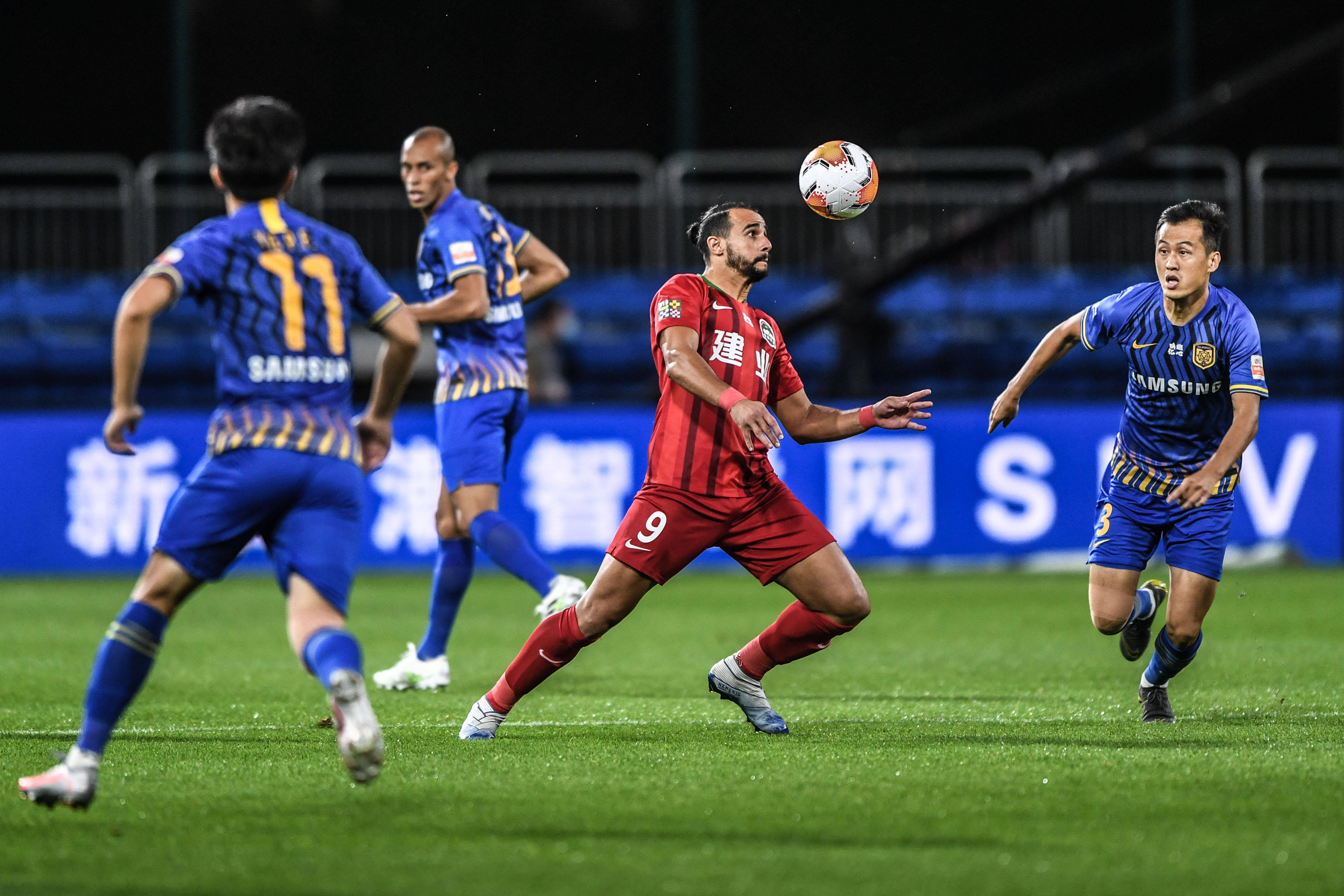 布达佩斯奇迹之夜，“新罗比-基恩”归位！（布达佩斯神奇之夜，“新罗比-基恩”重返巅峰！）