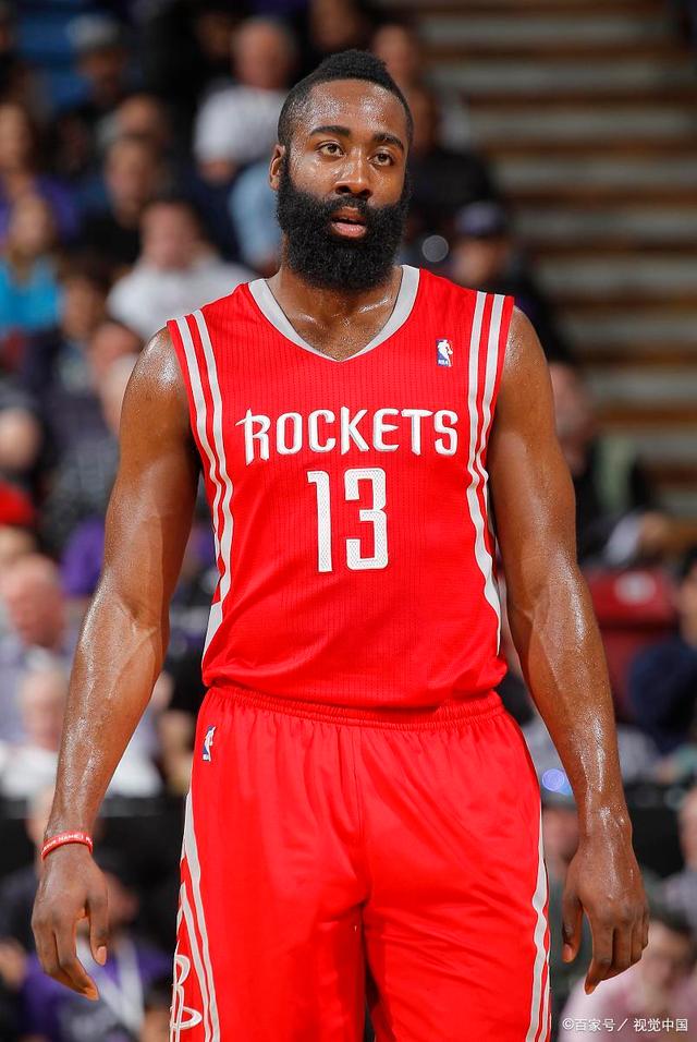 手感火热！穆雷&小哈达威合砍47分6篮板4助攻（状态火爆！穆雷与小哈达威联手砍下47分6篮板4助攻）