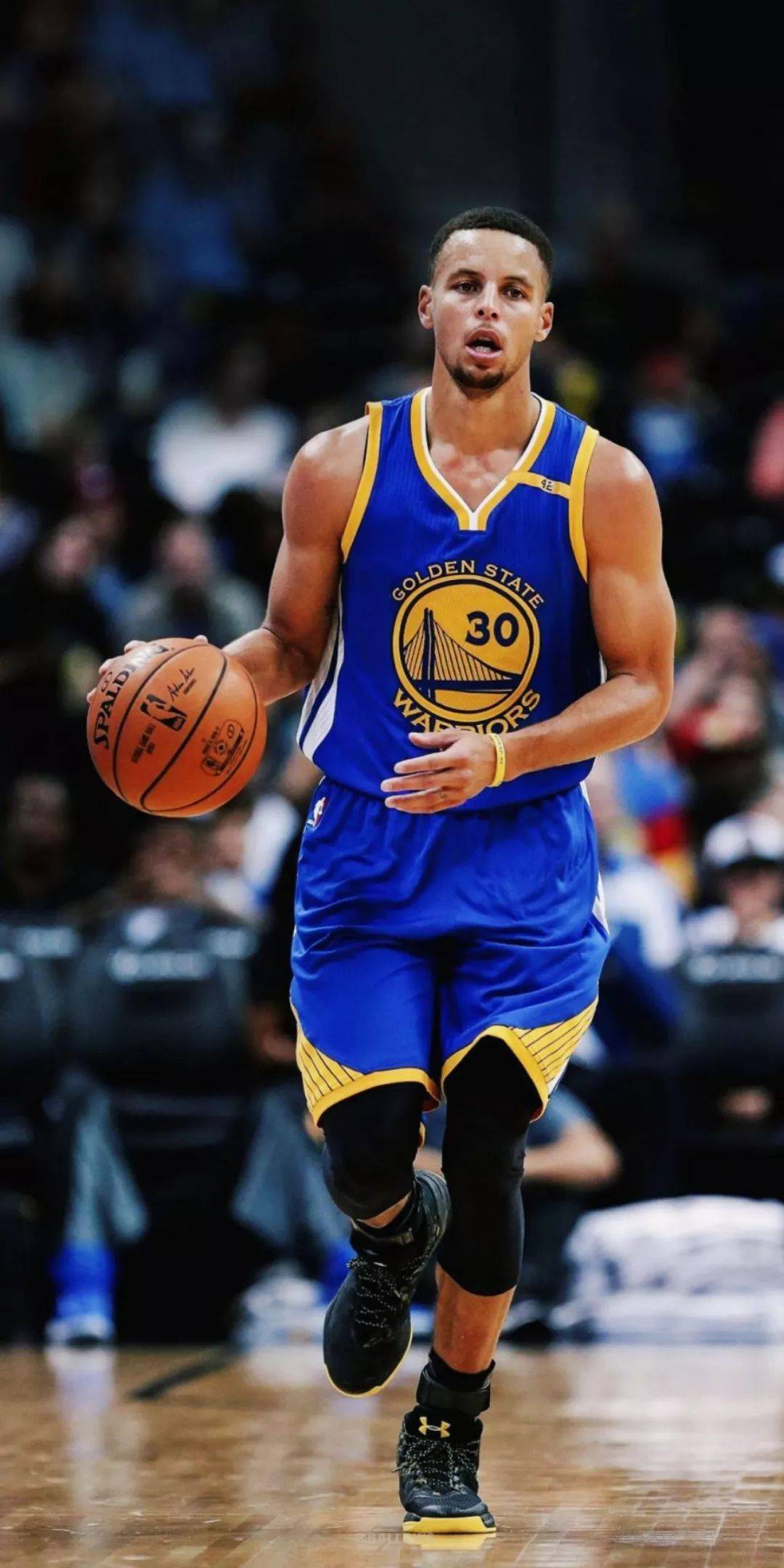 带不动！杰伦·约翰逊近5场场均拿28.0分13.6板10.8助（孤掌难鸣！杰伦·约翰逊近5战场均28.0分13.6板10.8助）