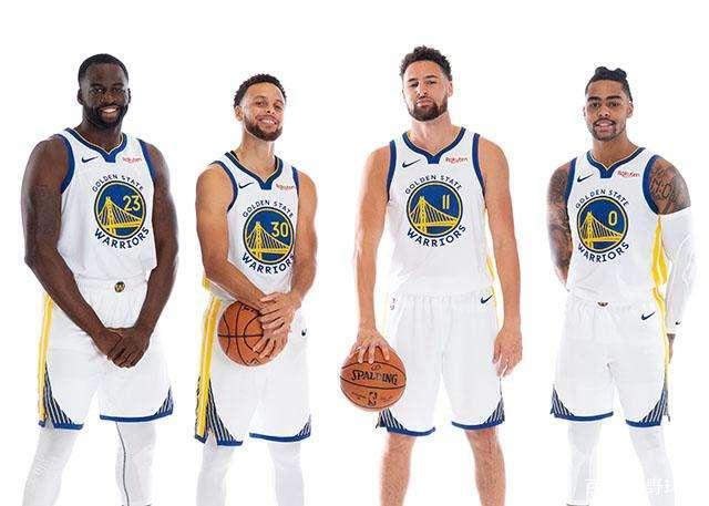 意媒：上个月跖骨骨折的梅雷特还将缺阵20天，意超杯有望复出（意媒：梅雷特上月跖骨骨折，将再休战20天，意超杯有望回归）