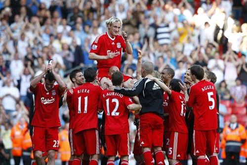 费迪南德：阿森纳不需要埃泽，当然他也可以提升板凳深度（费迪南德：阿森纳不必引进埃泽，但他可增强替补厚度）