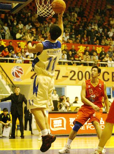 德转列巴拉圭球员历史身价前10：阿尔米隆第1，巴里奥斯上榜（德转盘点巴拉圭球员历史身价TOP10：阿尔米隆居首，巴里奥斯入选）